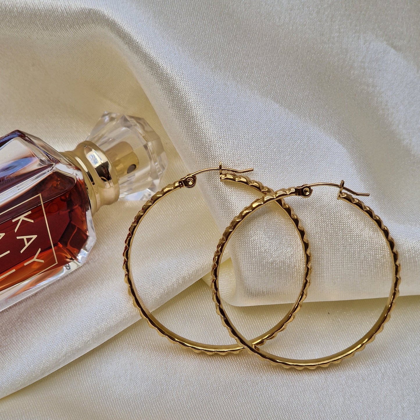 Zara Hoop Earrings ~ Gold