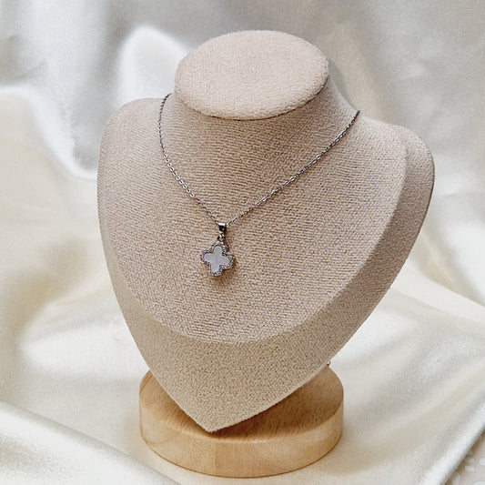 Diamond Clover Necklace ~ Silver