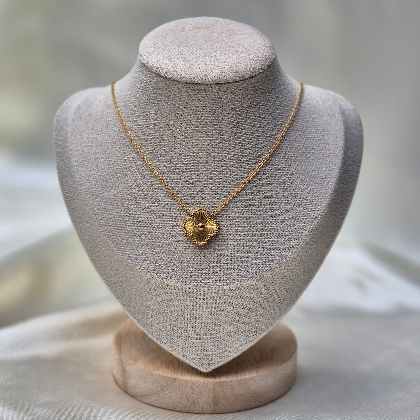 Clover Necklace ~ Gold